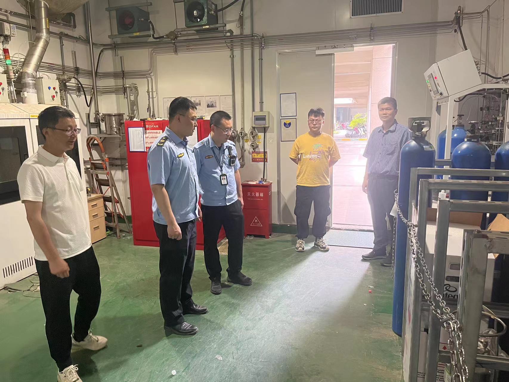 20f21da5a3d57f518d3cd1ba975bbe3